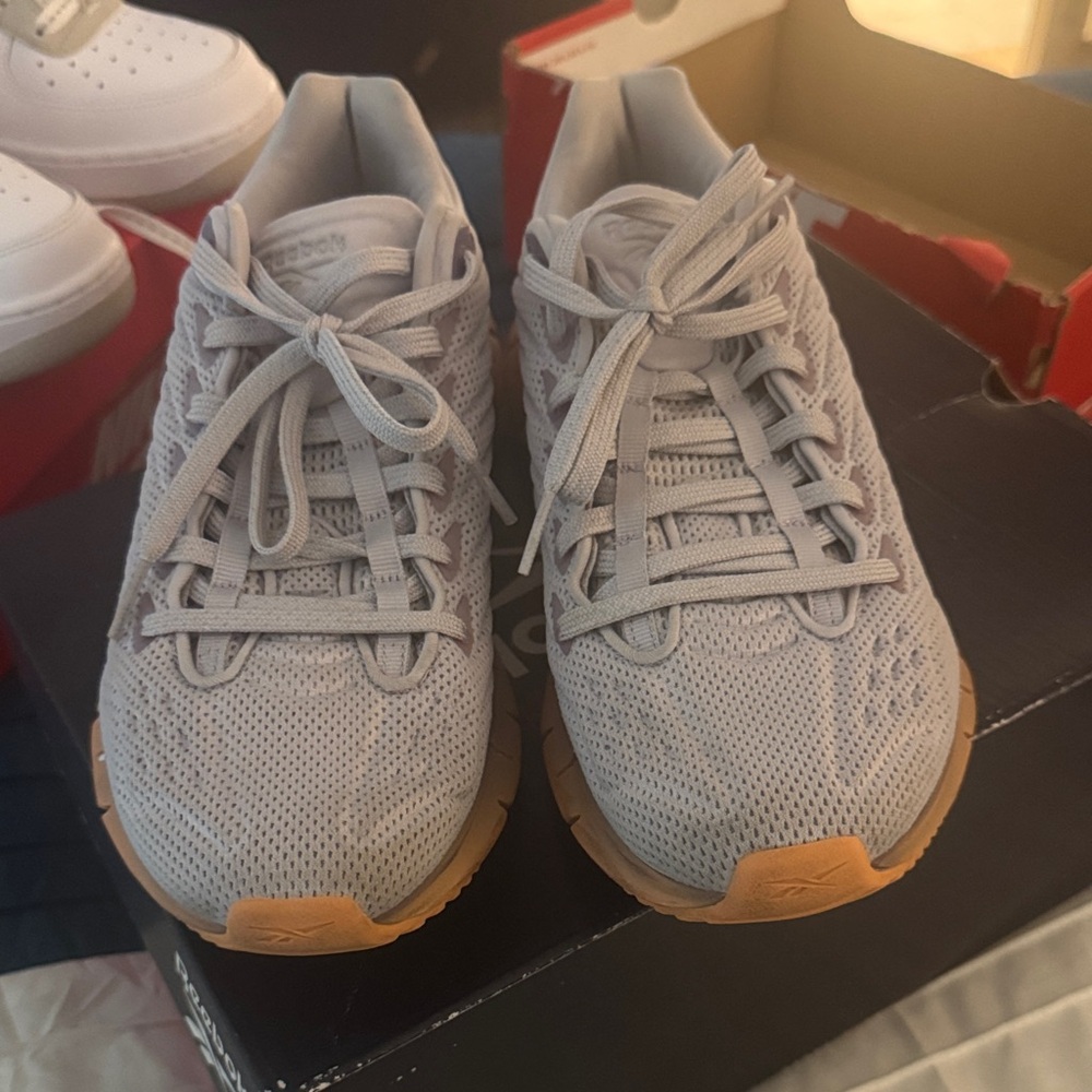 Reebok Light Gray Sneakers with Gum Sole